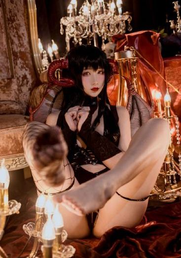 女士邀请函4_国产剧高清视频播放