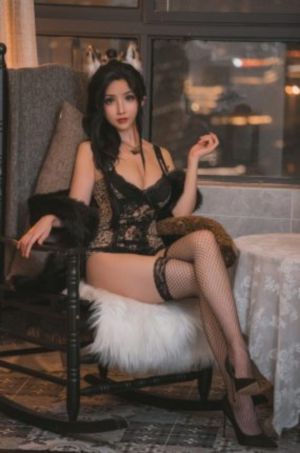 我故意没有穿内裤坐公车漫画_BD动漫在线观看